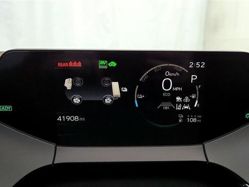 Used 2024 Toyota Prius Prime image 39