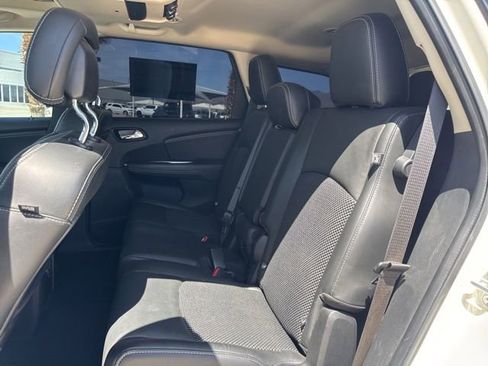 Used 2020 Dodge Journey Crossroad w/ Rear Seat Video Group I FWD image 9