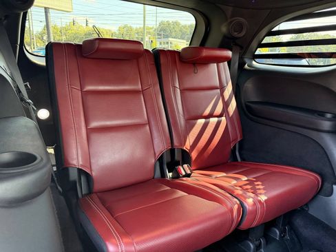 Used 2022 Dodge Durango SRT w/ Technology Group AWD/4WD image 35