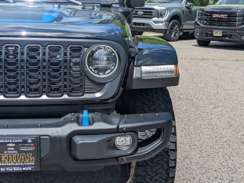 Used 2024 Jeep Wrangler Unlimited Rubicon 4xe AWD/4WD image 13