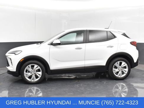 Used 2024 Buick Encore GX Preferred w/ Comfort Package FWD image 13