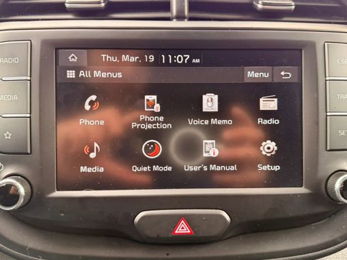 Used 2025 Kia Soul LX w/ LX Technology Package image 22