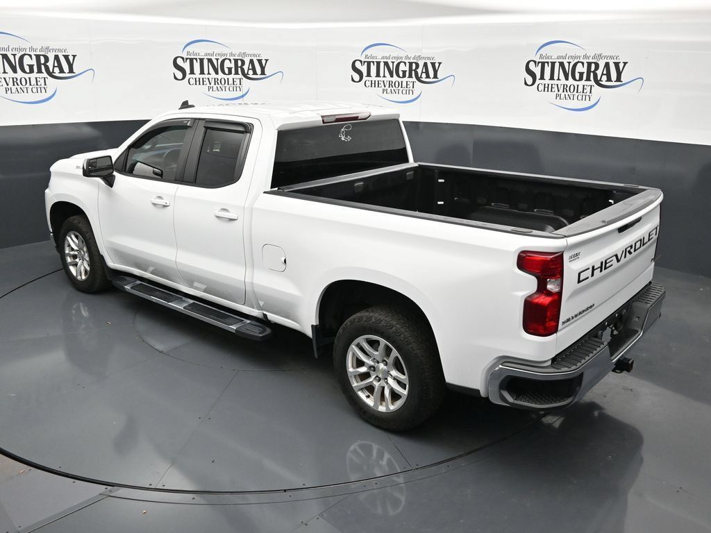 Used 2020 Chevrolet Silverado 1500 LT w/ LT Value Package RWD image 22