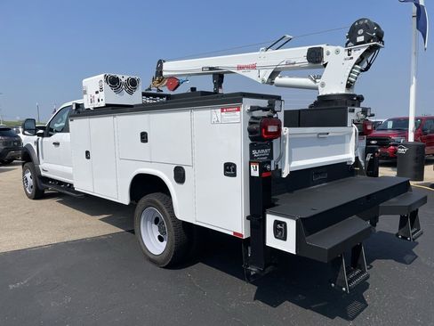 New 2025 Ford F550 4x4 SuperCab Super Duty image 5