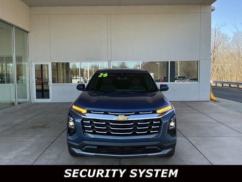 Used 2026 Chevrolet Equinox LT w/ Convenience Package II image 2