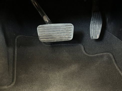 Used 2024 GMC Sierra 1500 SLT image 41