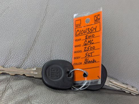 Used 2010 GMC Sierra 2500 SLT AWD/4WD image 14