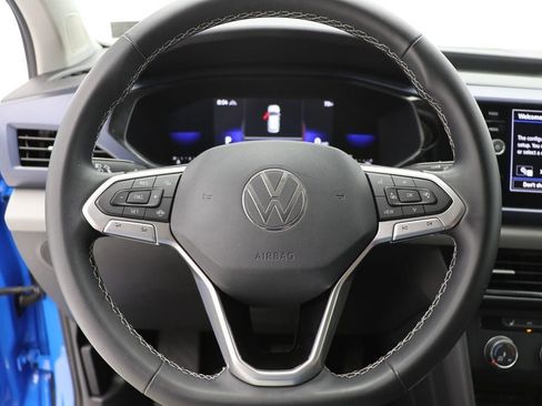 Used 2022 Volkswagen Taos SE image 18