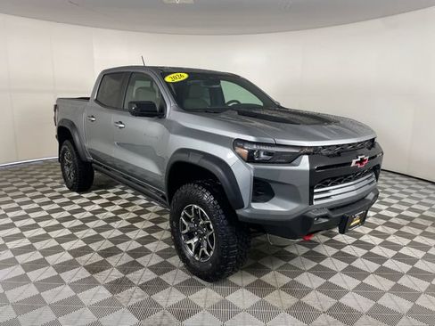 New 2026 Chevrolet Colorado ZR2 w/ Technology Package AWD/4WD image 14