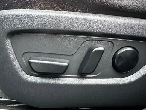 Used 2025 MAZDA CX-50 AWD 2.5 S w/ Premium Plus Pkg image 20