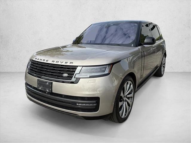 Used 2023 Land Rover Range Rover Long Wheelbase SE AWD/4WD image 1