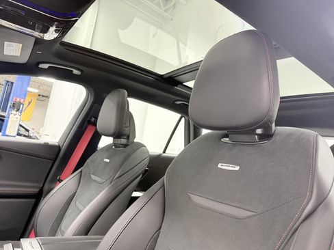 Used 2024 Mercedes-Benz GLC 43 AMG 4MATIC image 13