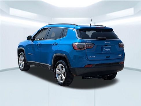 Used 2019 Jeep Compass Latitude w/ Popular Equipment Group AWD/4WD image 4