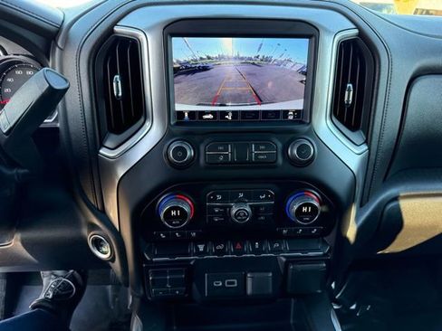 Used 2022 Chevrolet Silverado 3500 LTZ w/ LTZ Convenience Package image 16