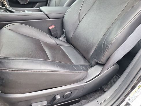 Used 2023 MAZDA MAZDA3 Hatchback w/Premium Plus Pkg image 10