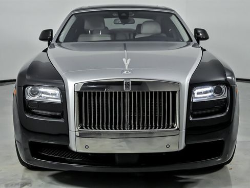 Used 2014 Rolls-Royce Ghost RWD image 5