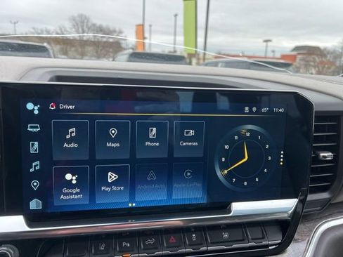 Used 2024 Chevrolet Silverado 2500 LTZ w/ LTZ Convenience Package image 25