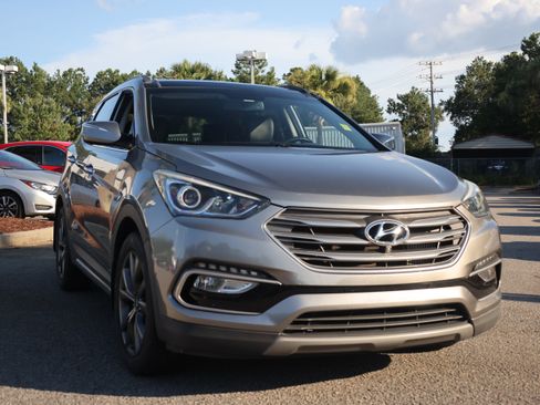Used 2018 Hyundai Santa Fe Sport FWD image 7