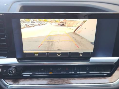 Used 2026 Chevrolet Silverado 1500 LT AWD/4WD image 5