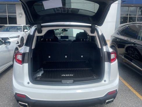 Used 2025 Acura RDX w/ Technology Package image 12