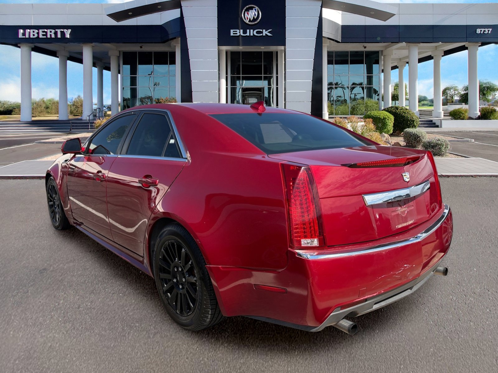 Used 2013 Cadillac CTS Luxury RWD image 3
