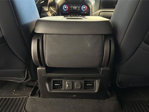 Used 2021 Chevrolet Silverado 1500 LT AWD/4WD image 26