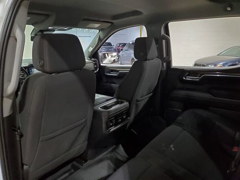 Used 2023 Chevrolet Silverado 1500 LT w/ Z71 Off-Road Package AWD/4WD image 23