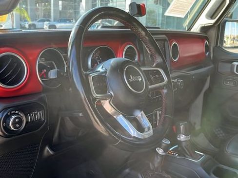 Used 2020 Jeep Gladiator Rubicon AWD/4WD image 16