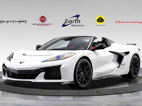 Used 2026 Chevrolet Corvette ZR1 w/ Stealth Interior Trim Package RWD image 1