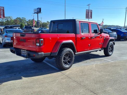 Used 2023 Jeep Gladiator Willys image 4