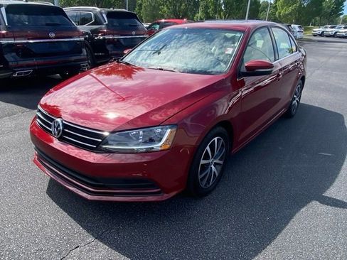 Used 2018 Volkswagen Jetta SE FWD image 8