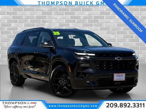 Certified 2025 Chevrolet Traverse RS w/ LPO, Floor Liner Package AWD/4WD image 1
