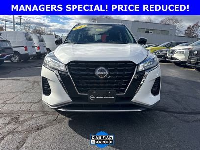 Certified 2023 Nissan Kicks SR