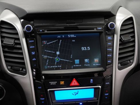 Used 2016 Hyundai Elantra GT w/ Option Group 03 FWD image 17