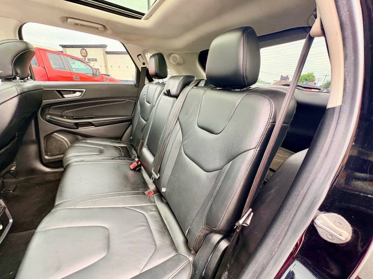 Used 2016 Ford Edge Titanium AWD/4WD image 19
