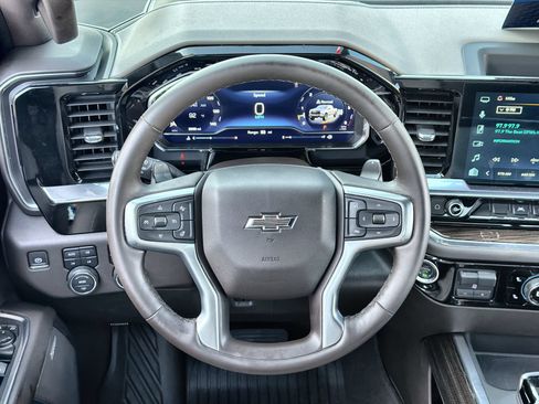 Used 2024 Chevrolet Silverado 1500 LT Trail Boss w/ Convenience Package II AWD/4WD image 14