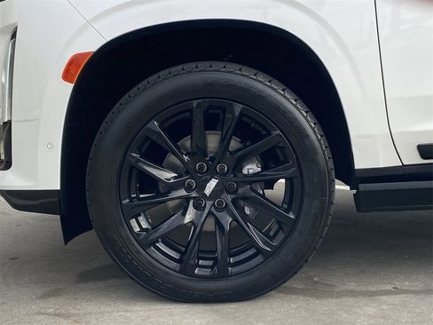 Certified 2023 Cadillac Escalade Sport Platinum w/ LPO, ONYX Package image 9