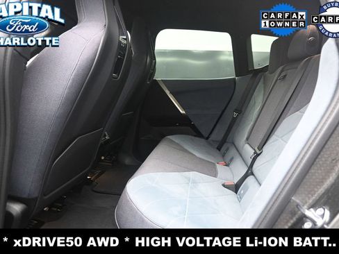 Used 2023 BMW iX xDrive50 w/ Sport Package AWD/4WD image 10