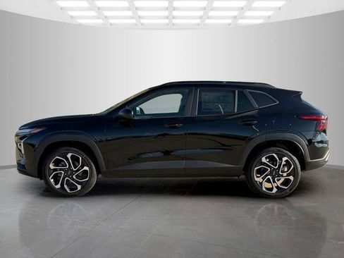 New 2026 Chevrolet Trax RS w/ Sunroof Package FWD image 7