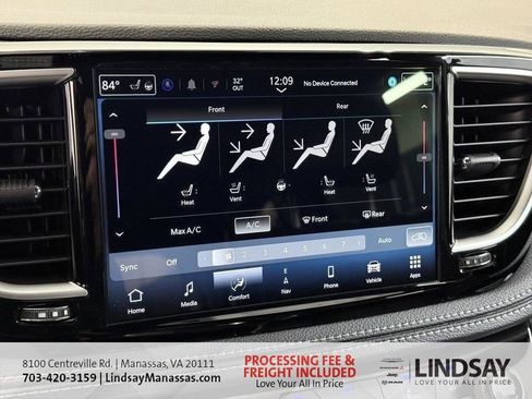 New 2026 Chrysler Pacifica Limited w/ S Appearance Package AWD/4WD image 28