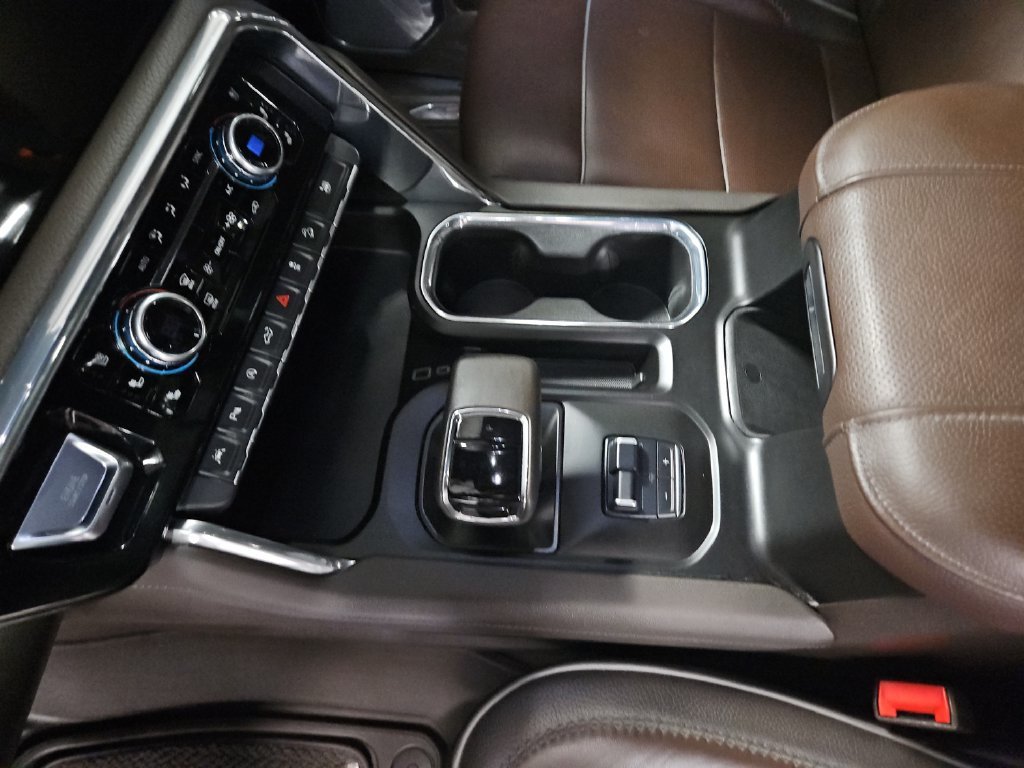 Used 2023 GMC Sierra 1500 Denali w/ Denali Reserve Package AWD/4WD image 11