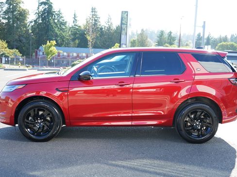 Used 2024 Land Rover Discovery Sport S image 8