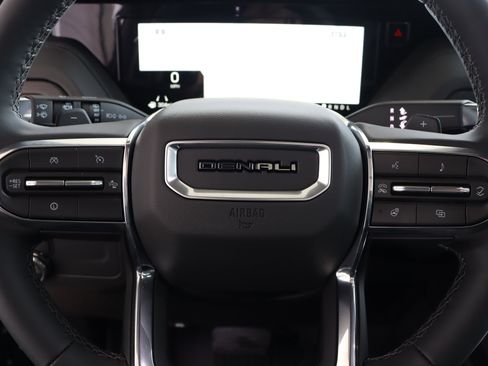 New 2026 GMC Yukon Denali w/ Sun & Power Step Package image 18