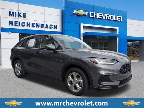 Used 2023 Honda HR-V LX image 1