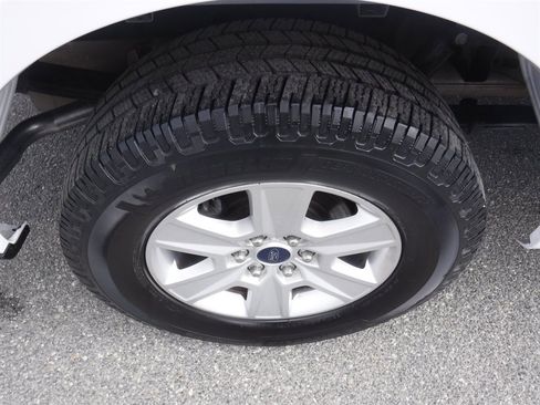 Used 2018 Ford F150 XLT w/ Equipment Group 301A Mid image 4