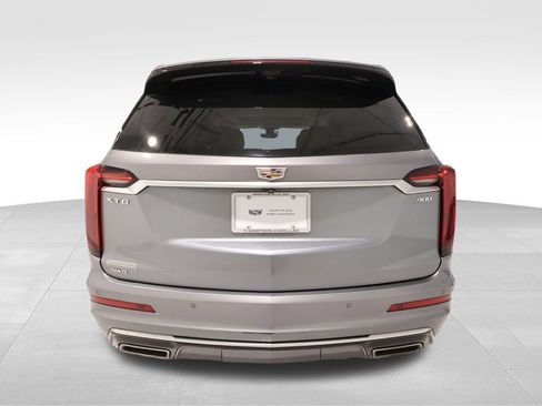 Certified 2022 Cadillac XT6 Premium Luxury w/ Technology Package AWD/4WD image 3