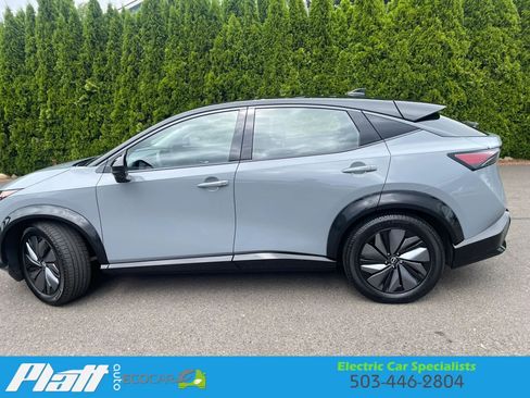 Used 2023 Nissan Ariya AWD image 6