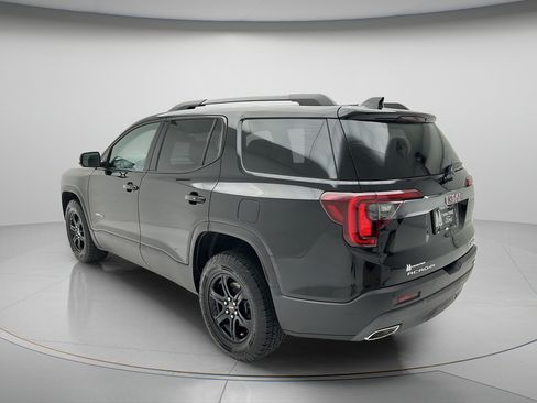 Used 2023 GMC Acadia AT4 w/ Technology Package AWD/4WD image 5