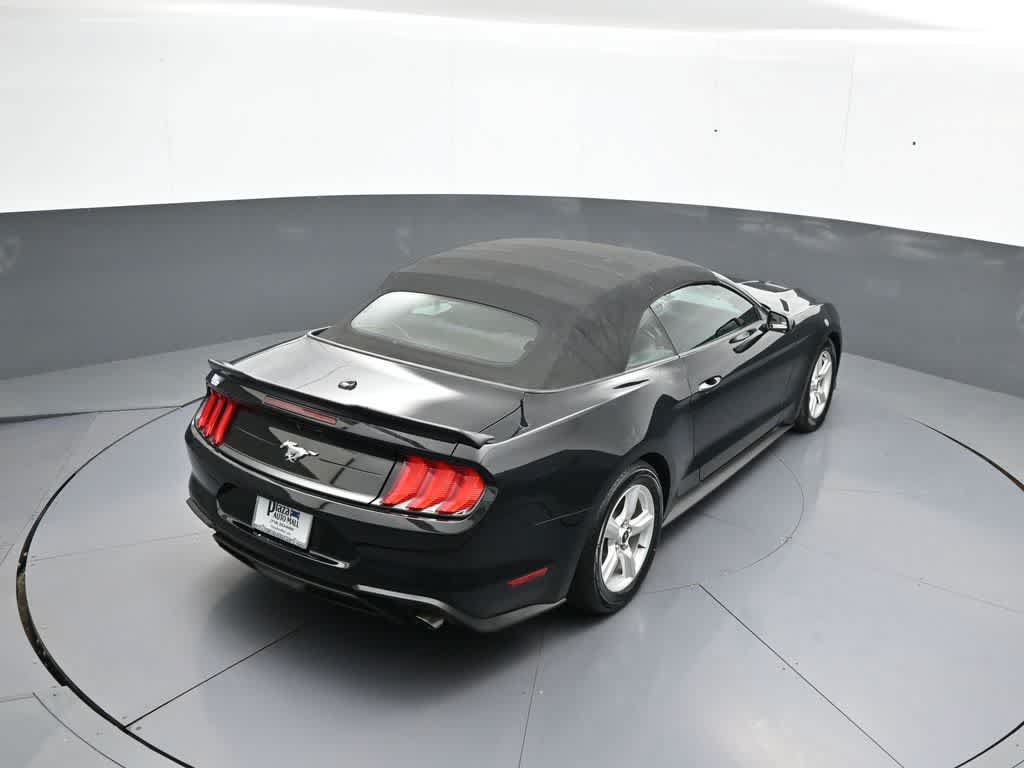 Used 2019 Ford Mustang Convertible RWD image 39