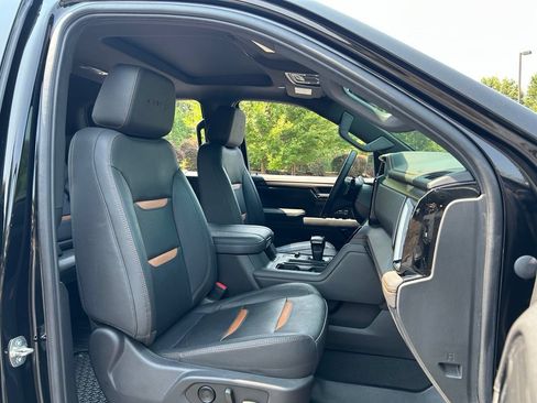 Used 2023 GMC Sierra 1500 AT4 w/ AT4 Premium Package AWD/4WD image 53